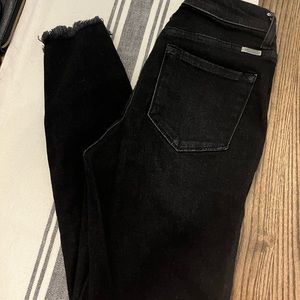 Black KanCan size 27/7